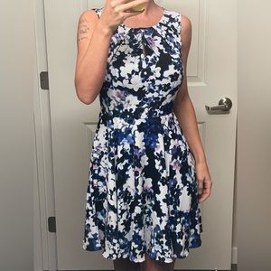 Cute floral Dress in white